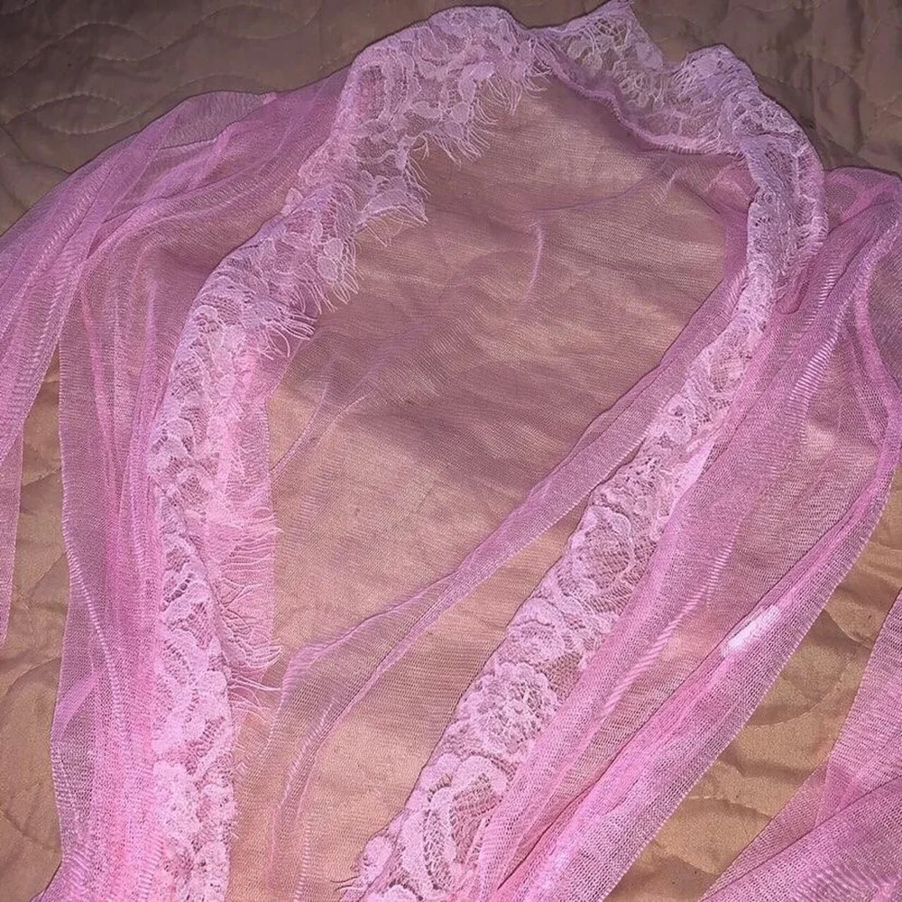 LIGHT PINK VINTAGE LACE ROBE - Picture 4 of 4